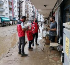 Aile ve Sosyal Hizmetler Bakanlığından Rize ve Artvin'deki selzedelere psikososyal destek hizmeti