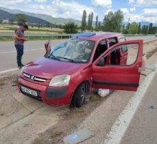 Amasya'da  tır ile hafif ticari araç çarpıştı: 2 ölü, 3 yaralı