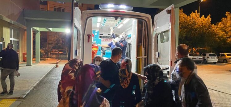 Ankara'da iki otomobil çarpıştı: 1'i ağır 5 yaralı