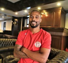 Antalyaspor'un golcüsü Fredy, finalde kaybedilen Türkiye Kupası'nı bu yıl kazanmak istiyor: