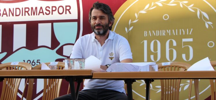 Bandırmaspor, yeni transferleri için imza töreni düzenledi