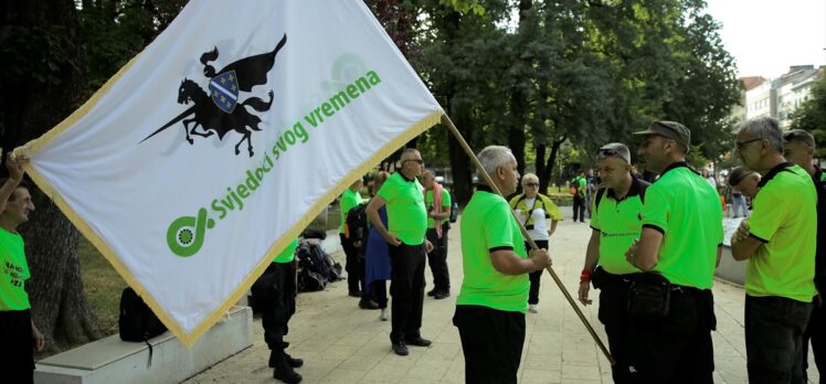 Barış Yürüyüşü'ne katılacak gönüllüler Saraybosna'dan yola çıktı