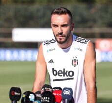 Beşiktaş'ın yeni transferi Kenan Karaman: “Beşiktaş ısrarla beni transfer etmek istedi”