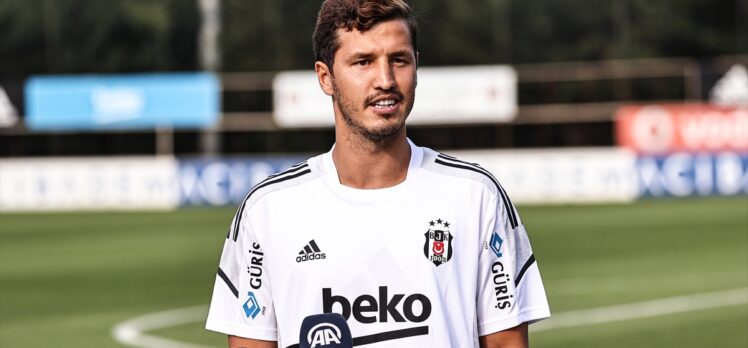 Beşiktaş'ın yeni transferi Salih Uçan, kararında Sergen Yalçın'ın etkili olduğunu söyledi: