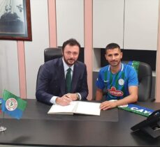 Çaykur Rizespor, orta saha oyuncusu Alper Potuk'u transfer etti