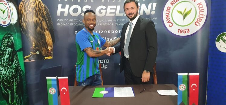 Çaykur Rizespor, Lebogang Phiri ile 3 yıllık sözleşme imzaladı