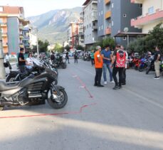 Denizli'de motosiklet tutkunları, aşının önemine dikkati çekmek için birlikte aşı oldu