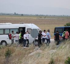 Denizli'de otomobil ile midibüs çarpıştı: 5 yaralı