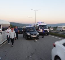 Düzce'de zincirleme trafik kazasında 12 kişi yaralandı