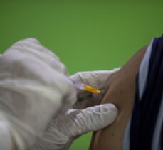 Esenyurt'ta sitelerde mobil aşı hizmeti verilmeye başlandı