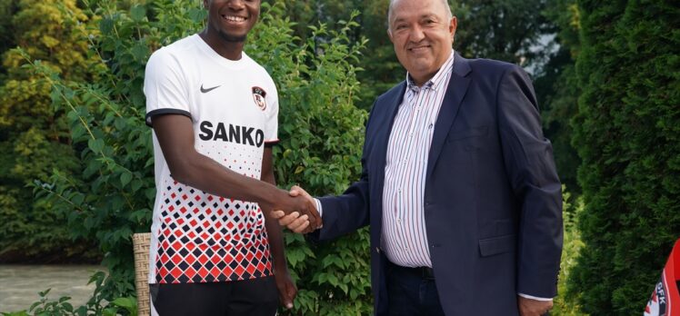 Gaziantep, Schalke 04'ten Hamza Mendyl'i transfer etti