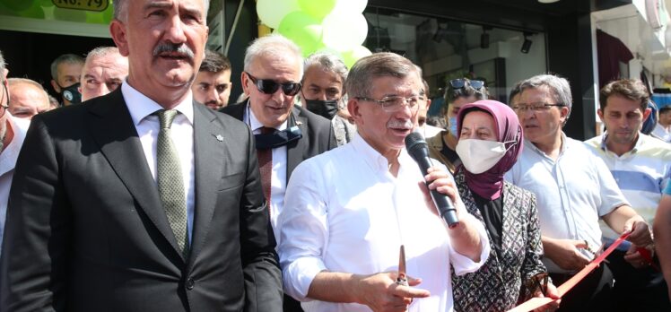 Gelecek Partisi Genel Başkanı Ahmet Davutoğlu, Giresun'da ziyaretlerde bulundu