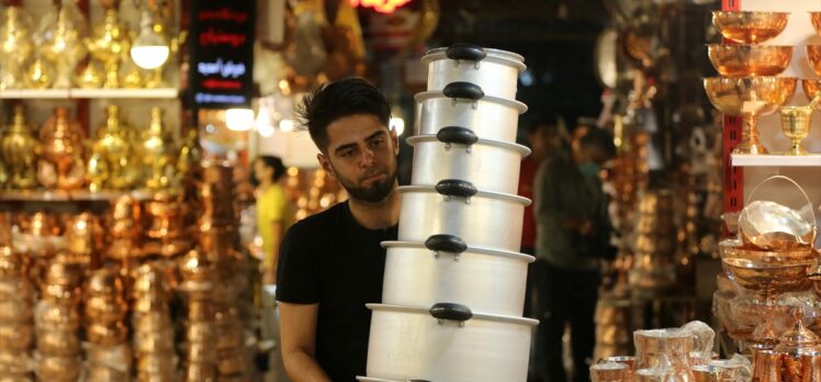 İran'ın Urumiye kentinde elektrik kesintileri günlük yaşamı olumsuz etkiliyor