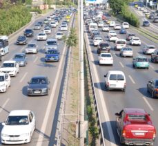 İstanbul'da bayram tatilinin sona ermesiyle trafikte yoğunluk arttı