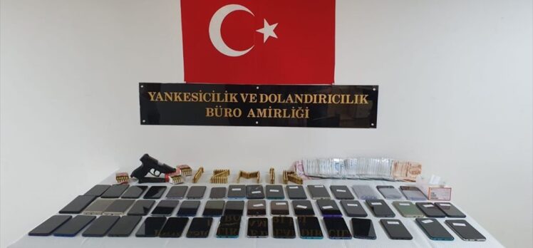 İzmir'de hırsızlık çetesine yönelik operasyonda yakalanan 14 zanlı tutuklandı