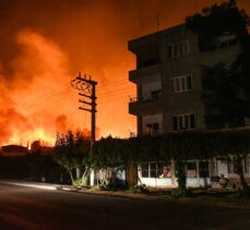 Mersin Aydıncık’ta 2 gün önce çıkan yangına müdahale ediliyor