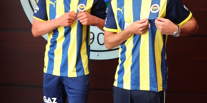 Mesut Özil'in balmumu heykeli, İstanbul'a getirildi