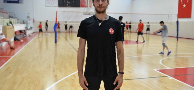 İşitme engelli milli voleybolcular “dünya şampiyonu” unvanını korumak istiyor