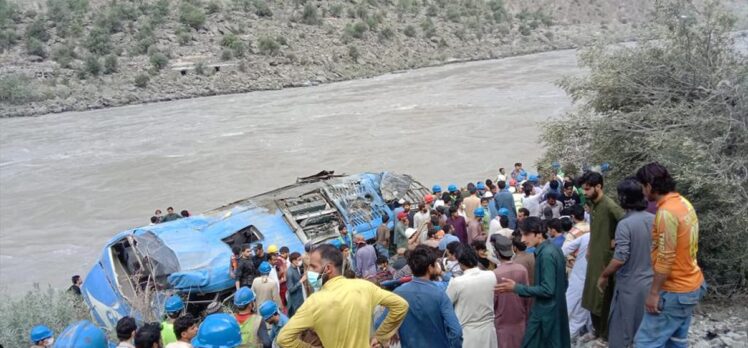 Pakistan'da meydana gelen patlamada 10 kişi öldü, 39 kişi yaralandı