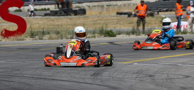 Türkiye Karting Şampiyonası'nın İzmir'deki ikinci ayağı tamamlandı