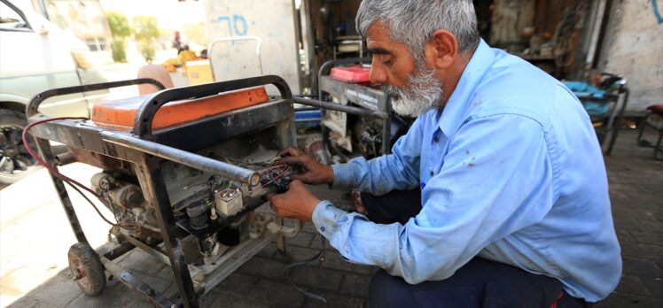 Yaz ortasında saatlerce elektriklerin kesildiği Irak'ta halkın imdadına “mini jeneratörler” yetişiyor