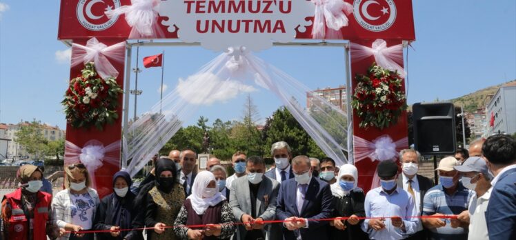 Yozgat'ta Anadolu Ajansının 15 Temmuz fotoğraflarının yer aldığı sergi açıldı