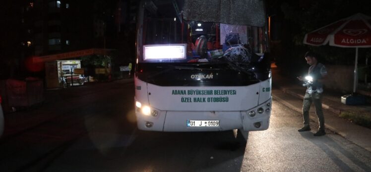 Adana'da otobüsün çarptığı yaya hayatını kaybetti