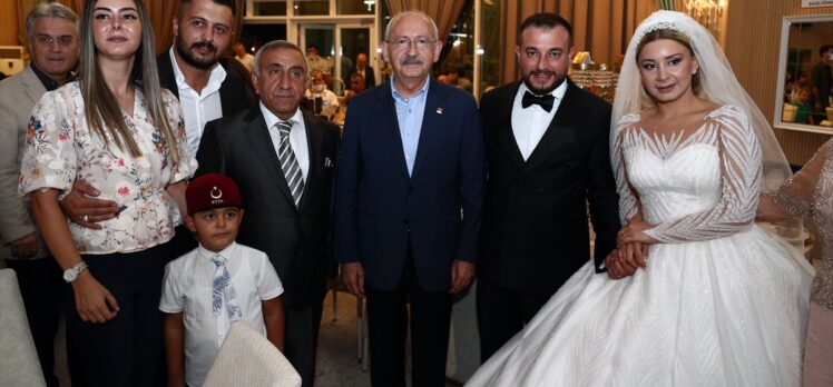 CHP Genel Başkanı Kılıçdaroğlu, Keçiören'de düğüne katıldı