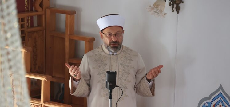 Diyanet İşleri Başkanı Erbaş'tan cuma hutbesinde afetlerle mücadeleye karşı birlik çağrısı: