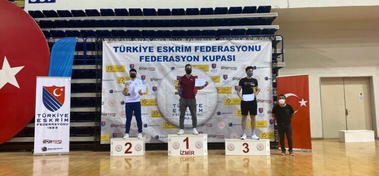 Eskrimde Federasyon Kupası kılıç müsabakaları tamamlandı