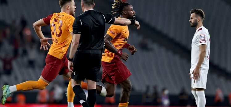 Galatasaray, Süper Lig'de 2'de 2 yaptı