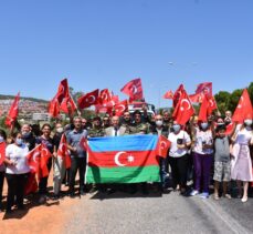 Muğla'da orman yangını söndürme çalışmalarına destek veren Azeri itfaiyeciler ülkelerine uğurlandı