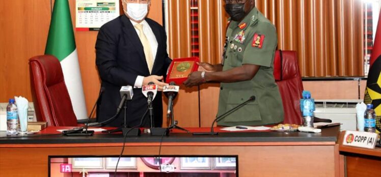 Nijerya Kara Kuvvetleri Komutanı, Türk savunma sanayi ürünlerinden çok memnun kaldıklarını söyledi