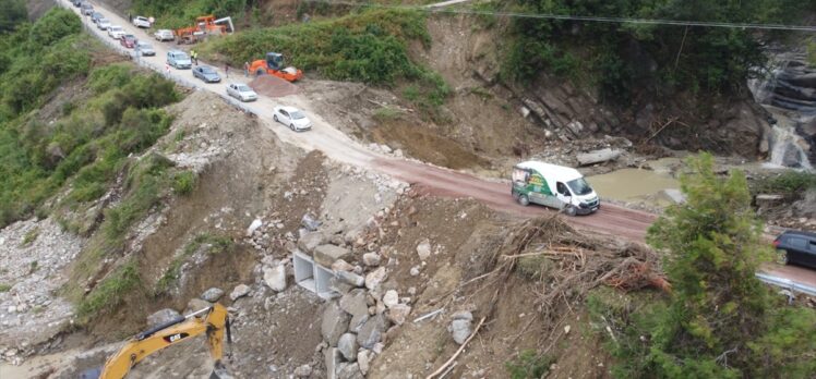 Sinop Ayancık kara yolunda ulaşım yeniden sağlandı