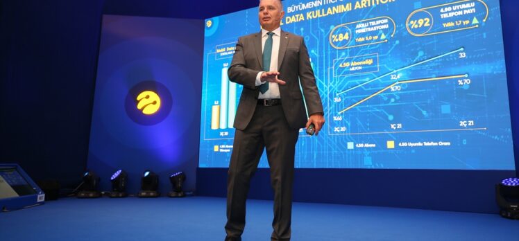 Turkcell ikinci çeyrekte 1,1 milyar lira net kar elde etti