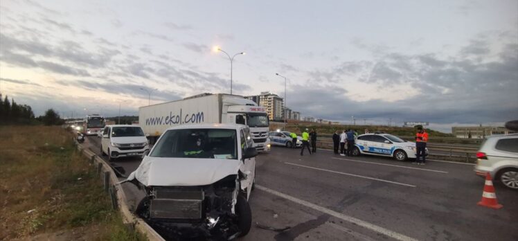 Anadolu Otoyolu'nda zincirleme trafik kazası: 1 ölü, 2 yaralı