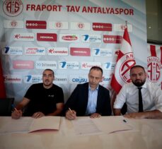 Antalyaspor, Enzo Crivelli ile sözleşme imzaladı