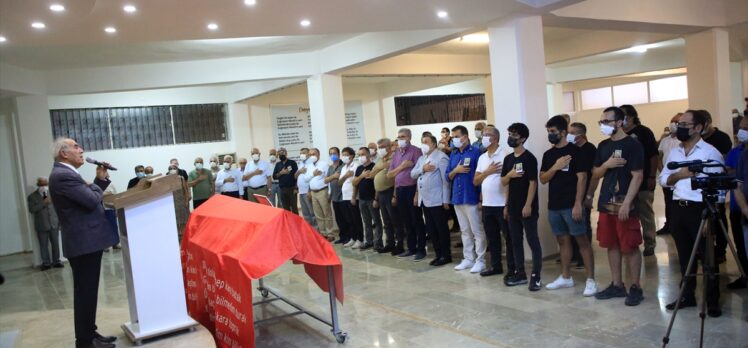 Aşık Veysel'in vefat eden oğlu Bahri Şatıroğlu için Mersin Cemevi'nde tören düzenlendi