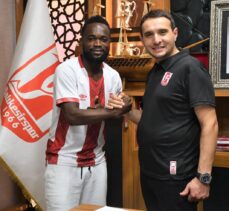 Balıkesirspor 4 oyuncusuyla yeniden anlaştı