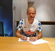 Çaykur Rizespor, Fin santrfor Pohjanpalo'yu kiraladı