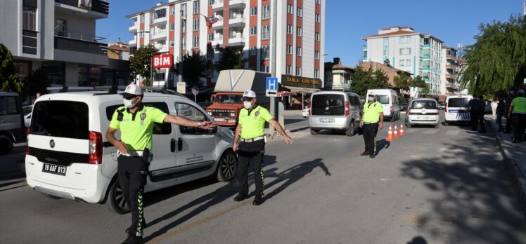 Çorum Emniyet Müdürlüğü kentte huzur ve güvenliği “şok denetim” ile pekiştiriyor