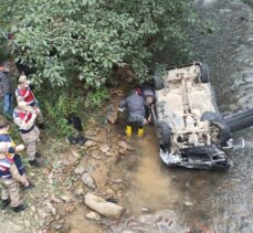 Giresun'da dereye devrilen otomobildeki çift hayatını kaybetti