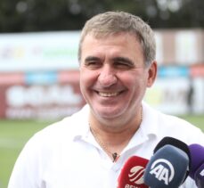 Hagi'den Galatasaray'ın yeni transferleri Morutan ve Cicaldau'ya tavsiyeler: