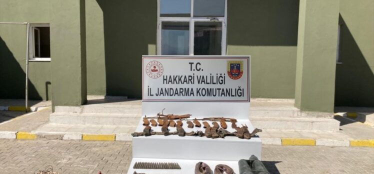 Hakkari'de operasyonunda mühimmat ele geçirildi