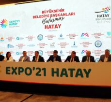 Hatay'da düzenlenen CHP'li Büyükşehir Belediye Başkanları toplantısı bitti