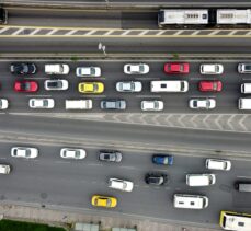 İstanbul'da trafik yoğunluğu yaşanıyor