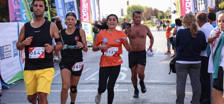 Kadıköy Yarı Maratonu, 3 bin kişinin katılımıyla düzenlendi