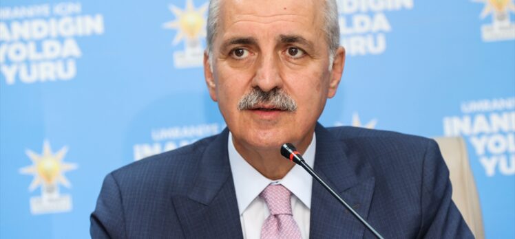 Kurtulmuş, partisinin Ataşehir ve Ümraniye ilçe yönetim kurulu toplantılarına katıldı