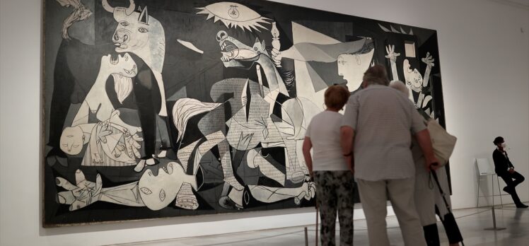 Picasso'nun Guernica tablosunun İspanya'ya getirilişi 40. yılını doldurdu