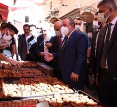 Bakan Varank, Mardin’de tarihi çarşıları ziyaret etti